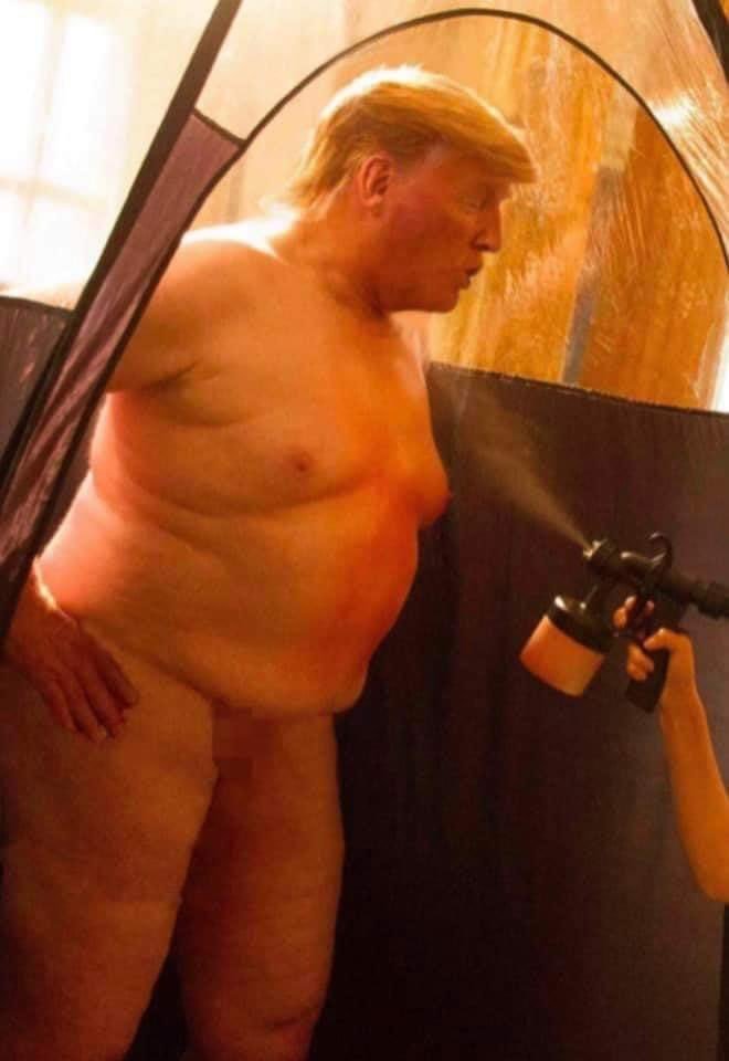 FULL STORY Is Donald Trump’s leaked nude photo real? 