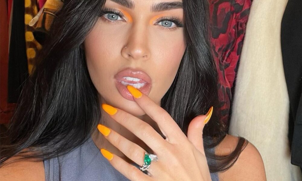 FULL STORY > Megan Fox Nails “Euphoria”-Esque Look on Instagram